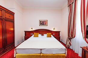 Hotel Savoy