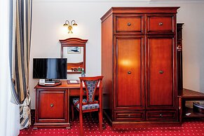 Hotel Savoy