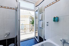 Hotel Savoy