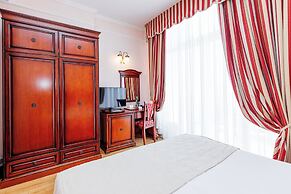 Hotel Savoy