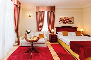 Hotel Savoy