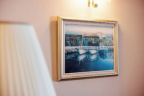 Hotel Savoy