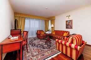 Hotel Savoy