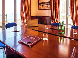 Hotel Savoy