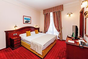 Hotel Savoy