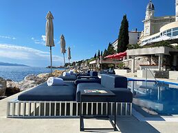 Hotel Savoy