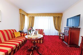 Hotel Savoy