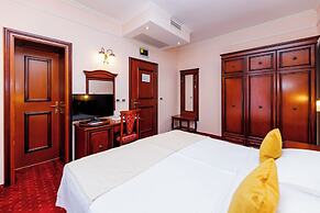 Hotel Savoy