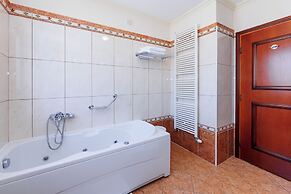 Hotel Savoy