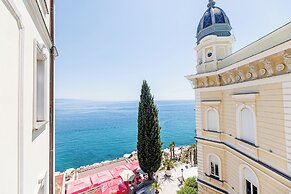 Hotel Savoy