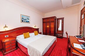 Hotel Savoy
