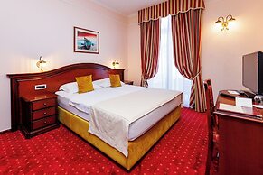 Hotel Savoy