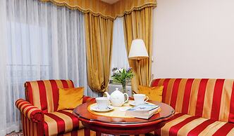 Hotel Savoy