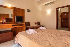 Aeolos Hotel
