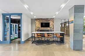 Sandman Hotels & Suites Calgary West