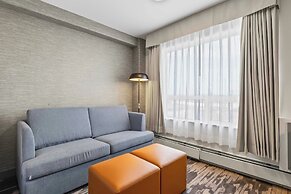 Sandman Hotels & Suites Calgary West