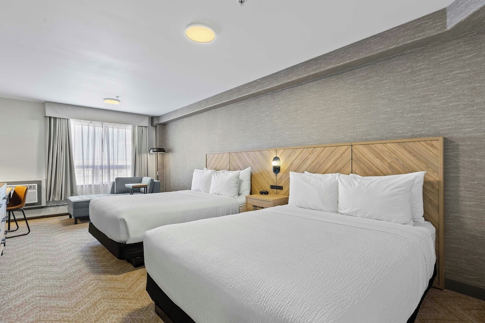 Sandman Hotels & Suites Calgary West
