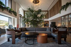 Luna Holiday Complex