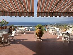 Hotel Mediterranee