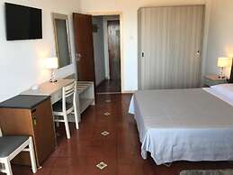 Hotel Mediterranee