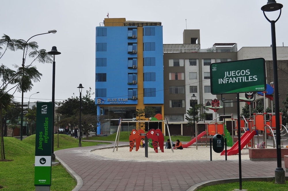 Hotel Blue Star