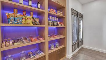 Staybridge Suites Savannah Historic District by IHG