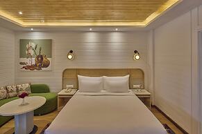 Royal Orchid Resort & Convention Centre