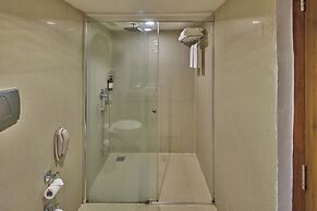 Royal Orchid Resort & Convention Centre