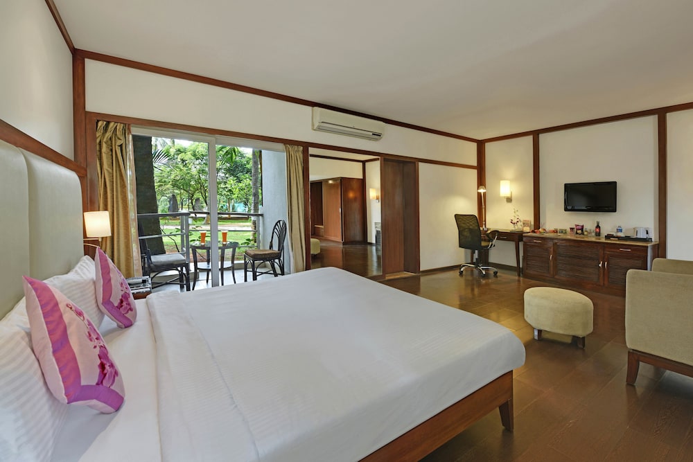 Royal Orchid Resort & Convention Centre