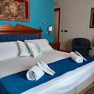 Hotel D'Angelo Palace