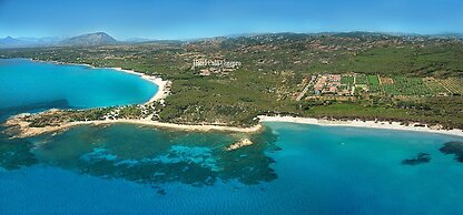 Cala Ginepro Hotel Resort