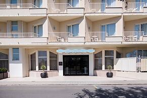 Grand Hotel