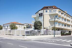 Grand Hotel