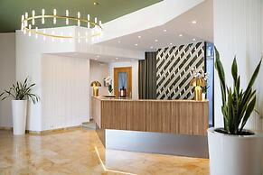 Grand Hotel