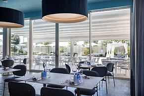 Grand Hotel