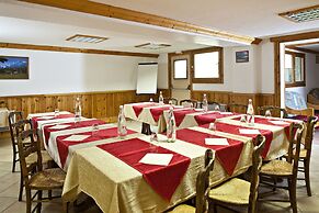 Hotel Athena