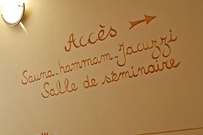 Hotel Athena