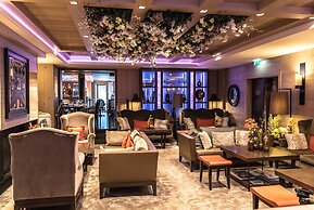 Grandes Alpes Hotel