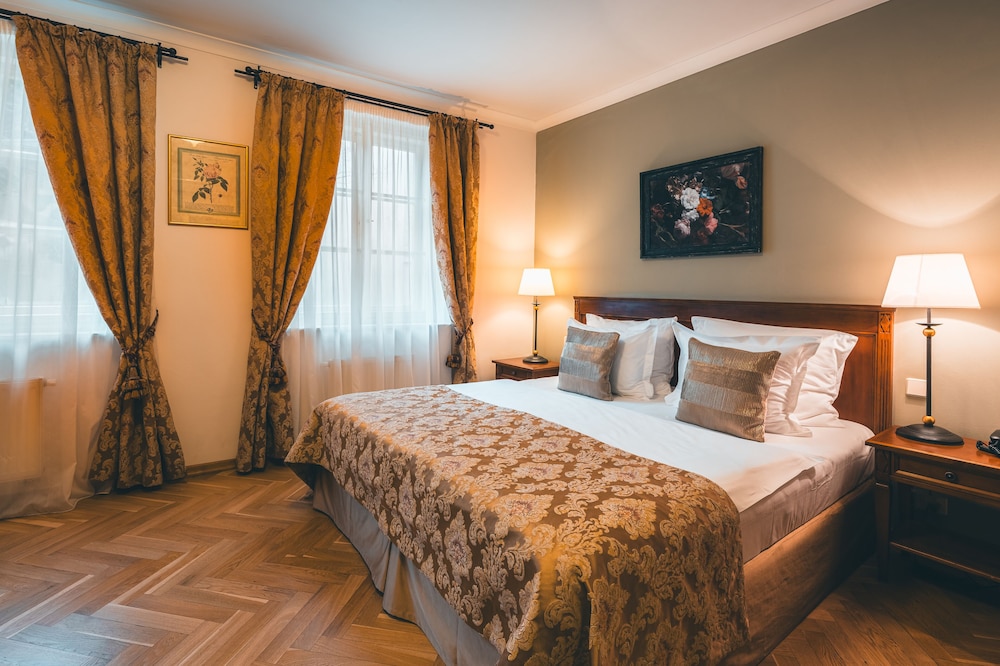 Appia Hotel Residences