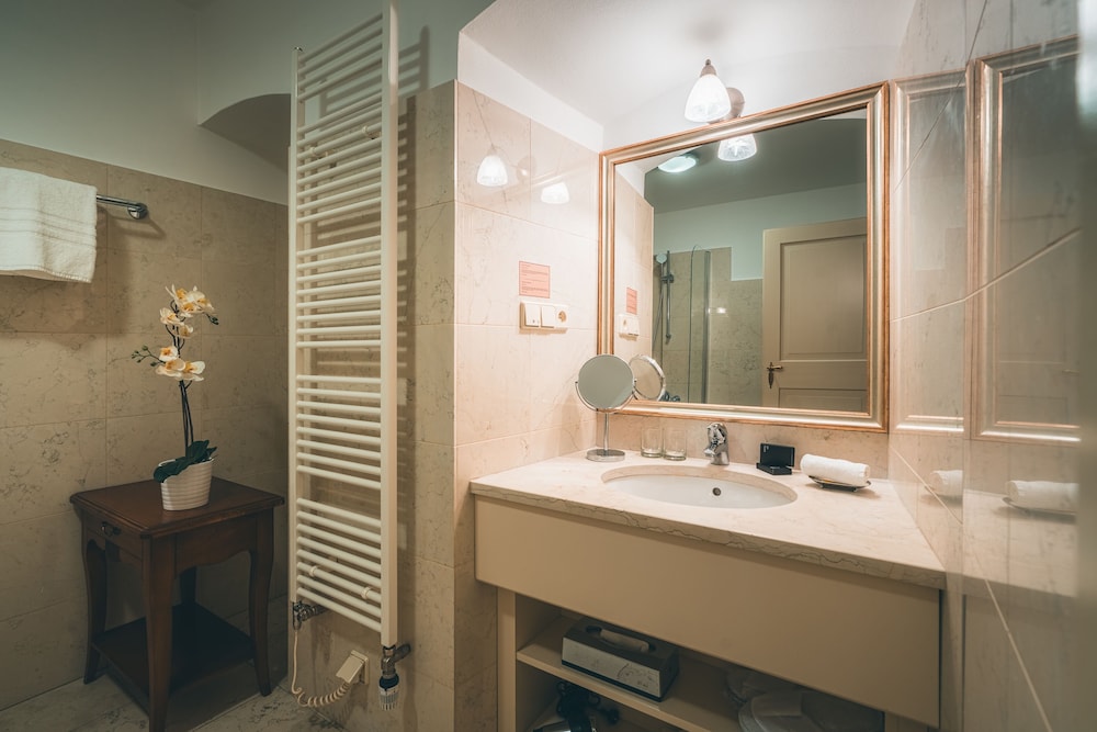 Appia Hotel Residences