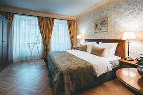 Appia Hotel Residences