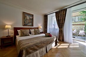 Appia Hotel Residences