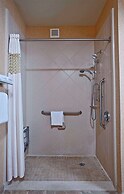 Hampton Inn & Suites Rockland