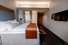 Clarion Hotel Bergen Airport Terminal