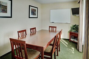 Lakeview Inns & Suites - Slave Lake
