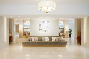 Delfinia Hotel