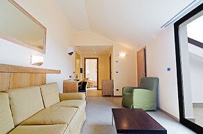 Castellaro Golf Resort