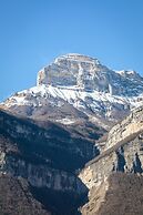 ibis Styles Crolles Grenoble A41