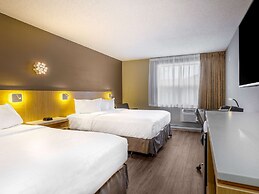 Clarion Pointe Quebec Airport