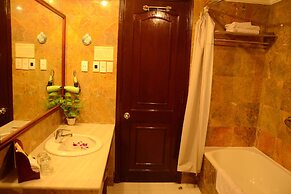 Saigontourane Hotel